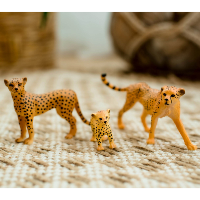 Cheetah Family Bundle | Hand-Painted Toys | Zaga Toys Wildlife Collection