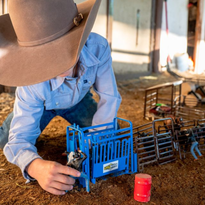 Little Buster Toys Priefert Cattle Squeeze Chute